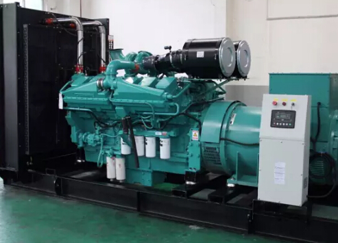 新晃发电机如何选择合适的除垢剂来清洗水冷式机油散热器？